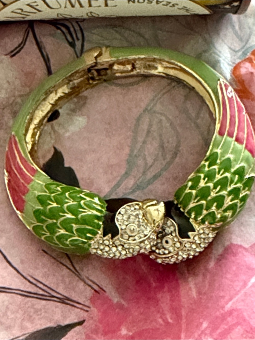 Parrot clamper bracelet green enamel black and pink with crystal gorgeous - Picture 13 of 17